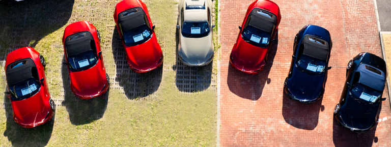 ロードスター中古車を大量展示中